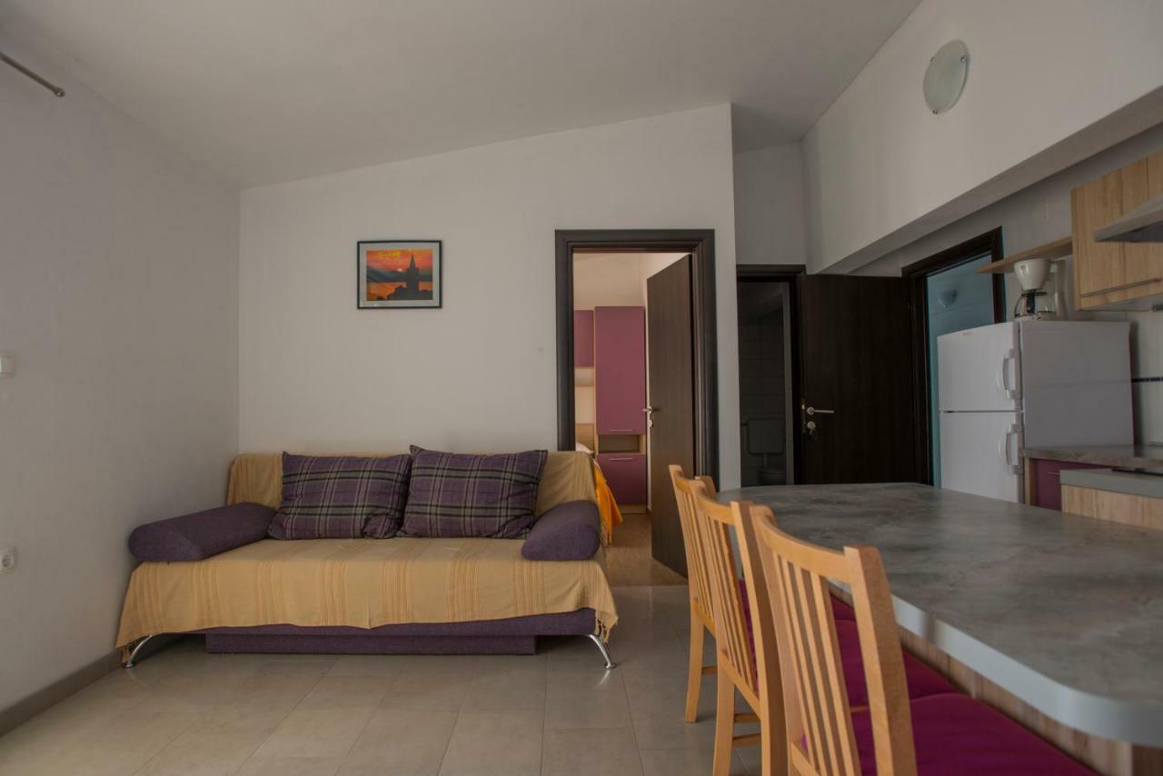 Apartmani Simic Starigrad Paklenica Exteriér fotografie