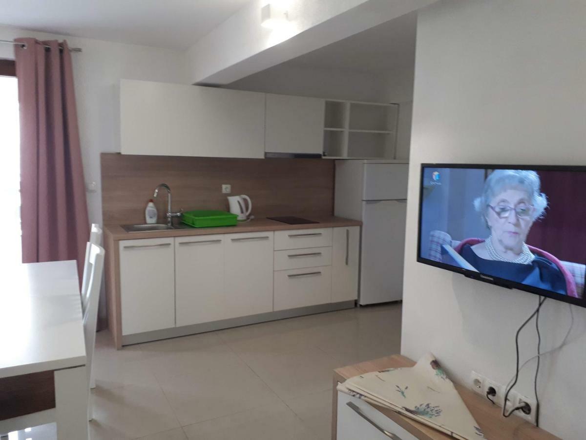 Apartmani Simic Starigrad Paklenica Exteriér fotografie